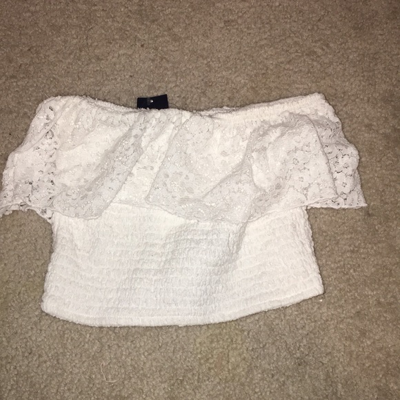 Hollister Tops - Hollister crop top